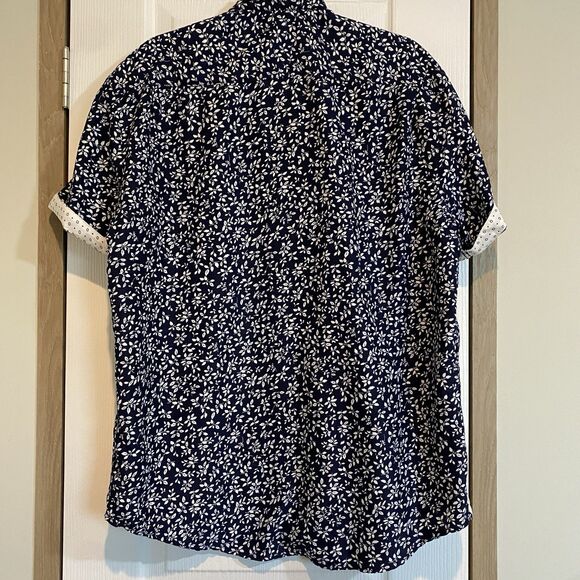Mens Shirt XL Urban Modern Floral Office-Evening Effortless Style Weekend Ready - Picture 9 of 10